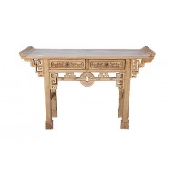Echtholztisch aus China mit aufwendigen Details verziert.