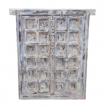 Indien mächtiges Fenster mit herrlichem Kassetten Rahmen von Luxury-Park